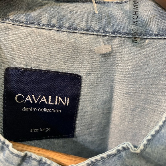 Cavalini  denim blouse ruffle chest NWT large - Picture 7 of 8